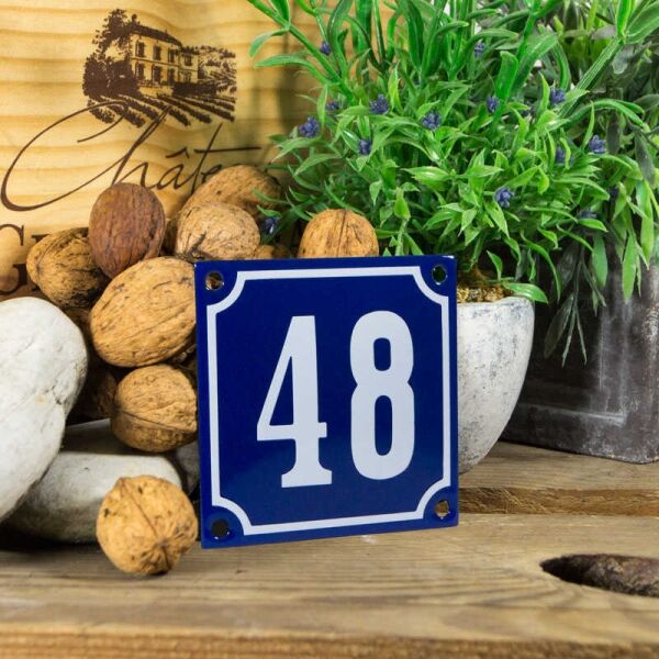 Emaille klein huisnummerbord blauw; nummer 48