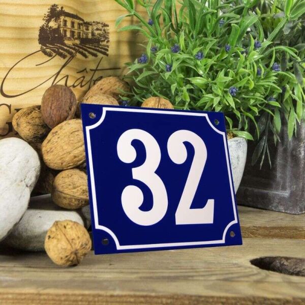 Huisnummerbord groot blauw nummer 32