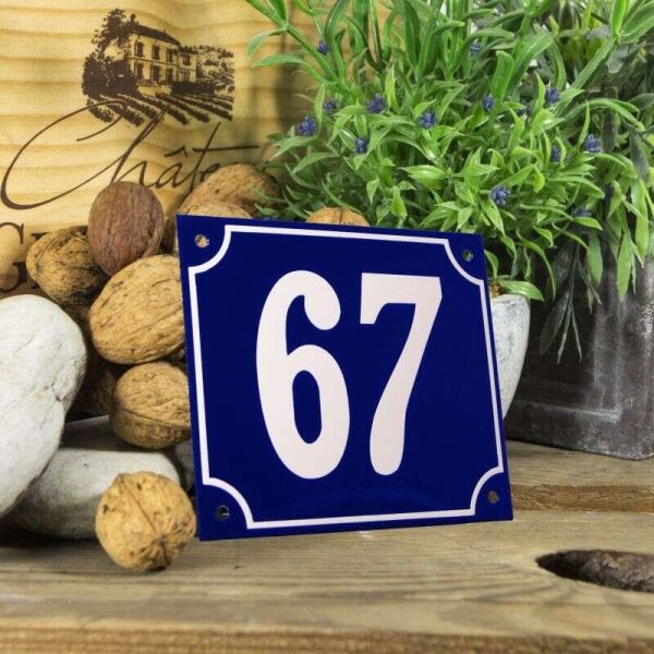 Huisnummerbord groot blauw nummer 67