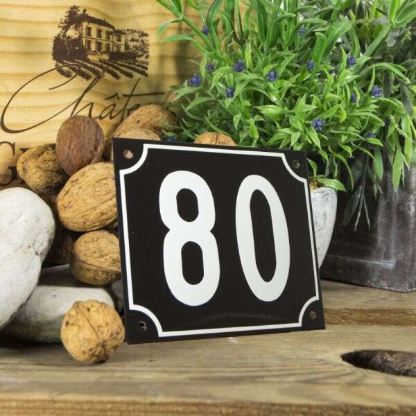 Huisnummerbord groot zwart nummer 80