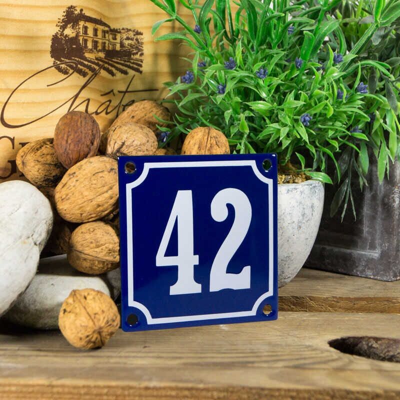 Emaille klein huisnummerbord blauw; nummer 42
