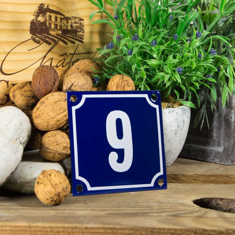 Emaille klein huisnummerbord blauw; nummer 9