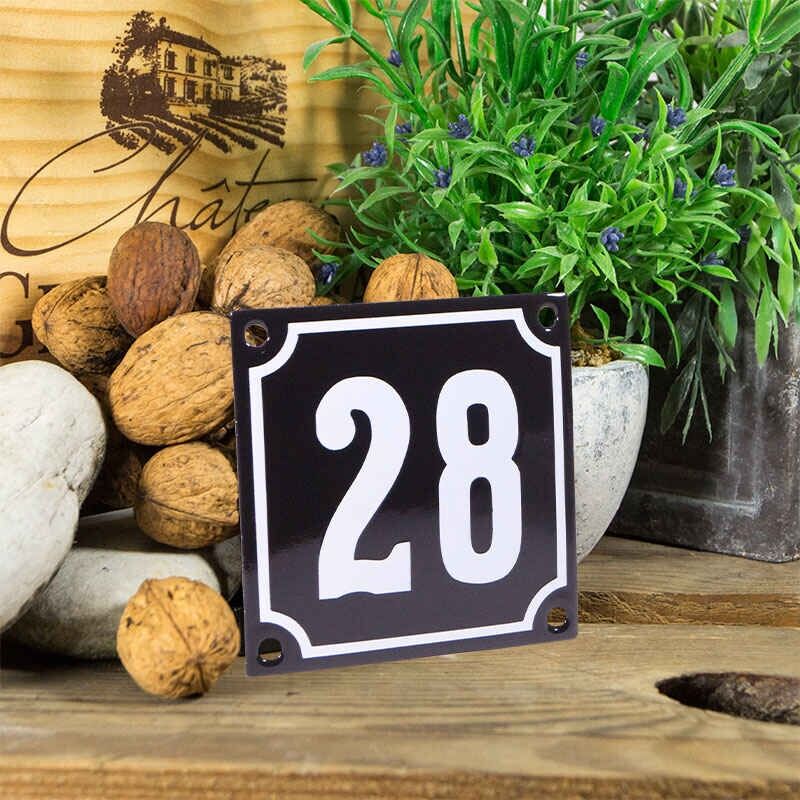 Emaille huisnummerbord 'zwart' klein nummer 28