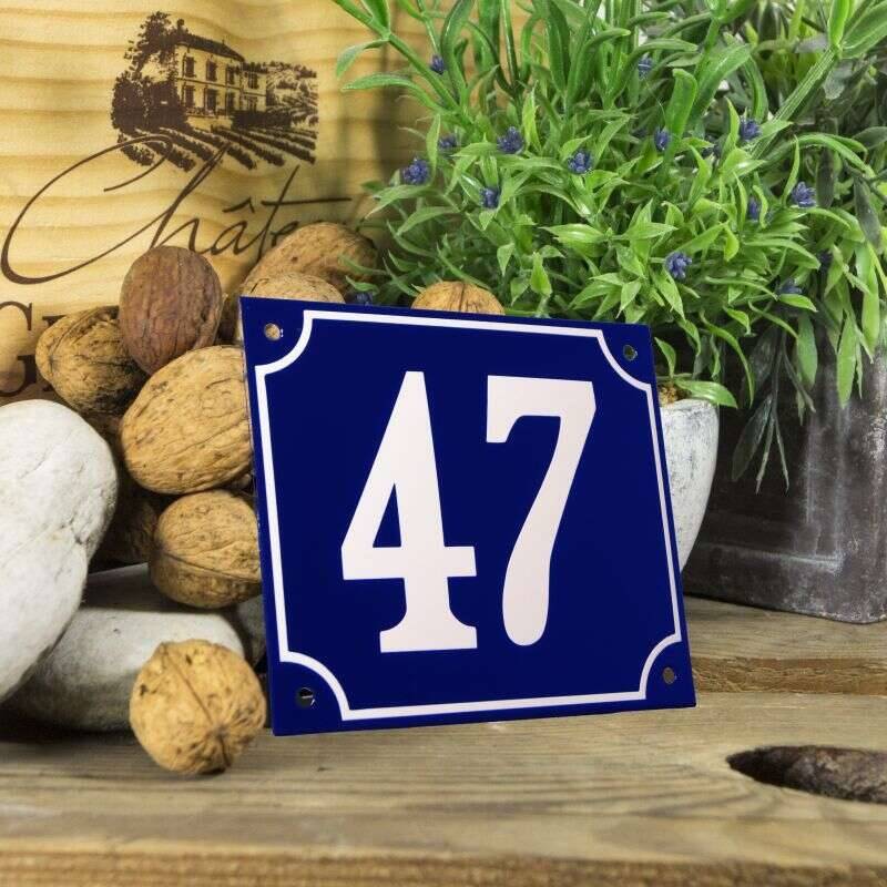 Huisnummerbord groot blauw nummer 47