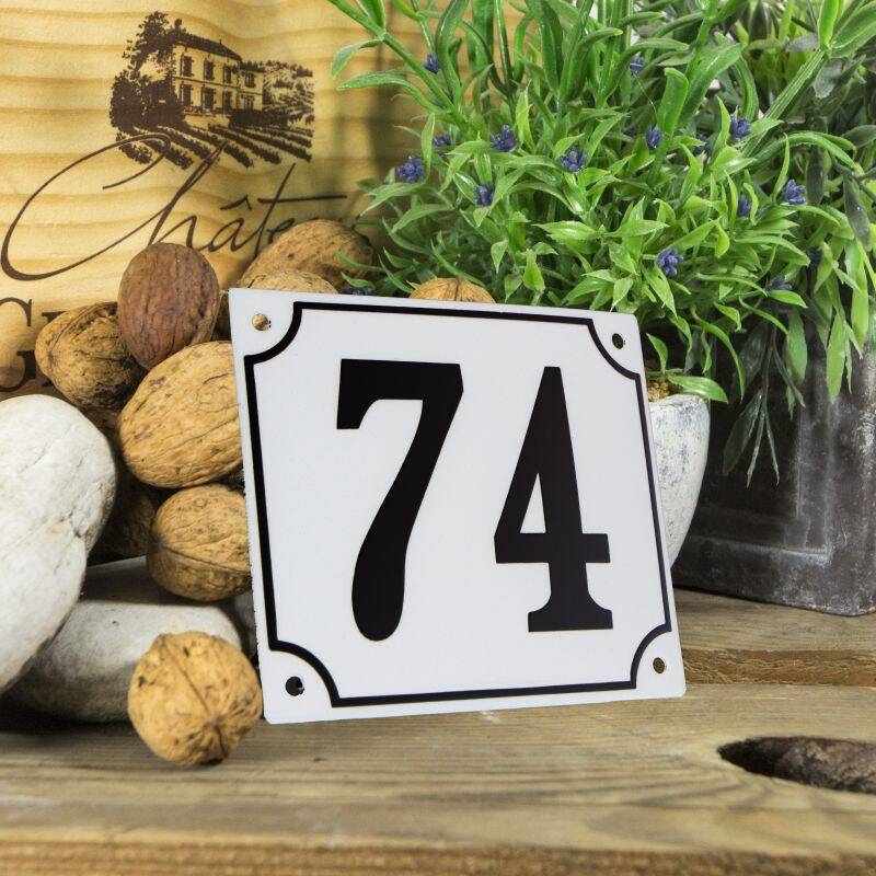 Huisnummerbord groot wit nummer 74