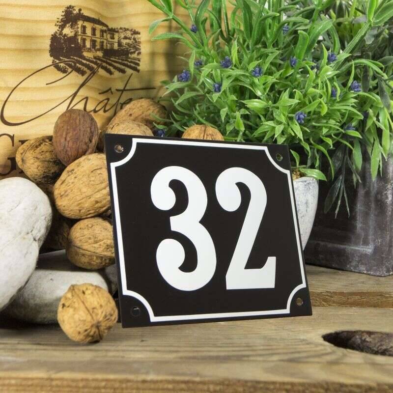 Huisnummerbord groot zwart nummer 32