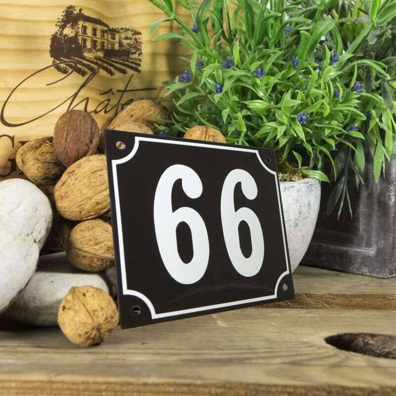 Huisnummerbord groot zwart nummer 66