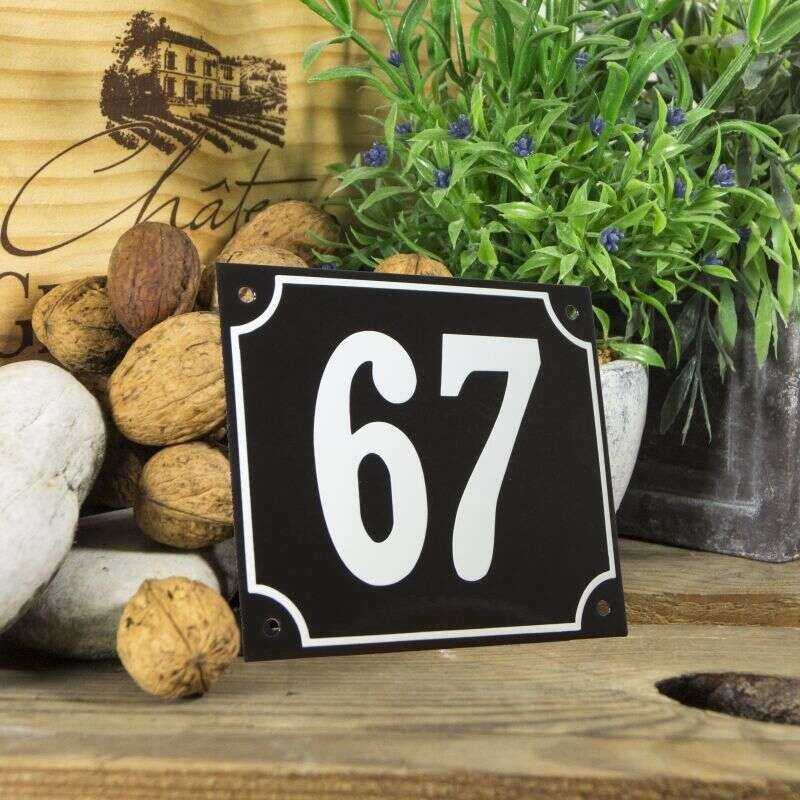 Huisnummerbord groot zwart nummer 67