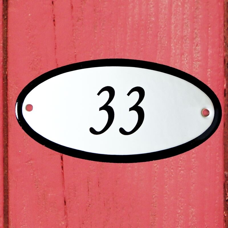 Huisnummerbordje ovaal nummer 33