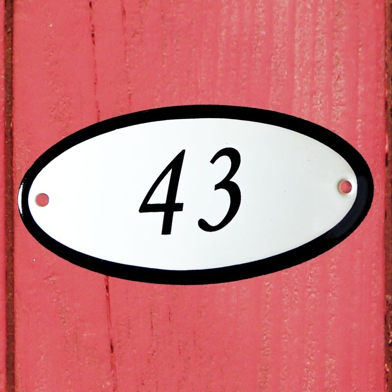 Huisnummerbordje ovaal nummer 43