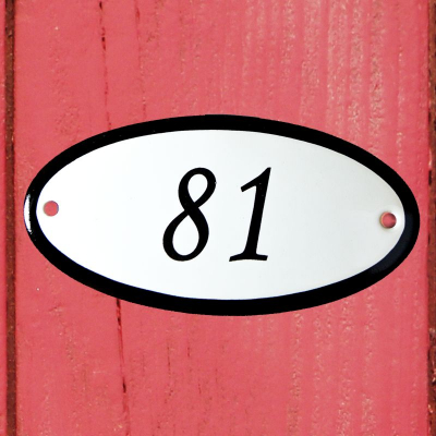 Huisnummerbordje 'ovaal' 81