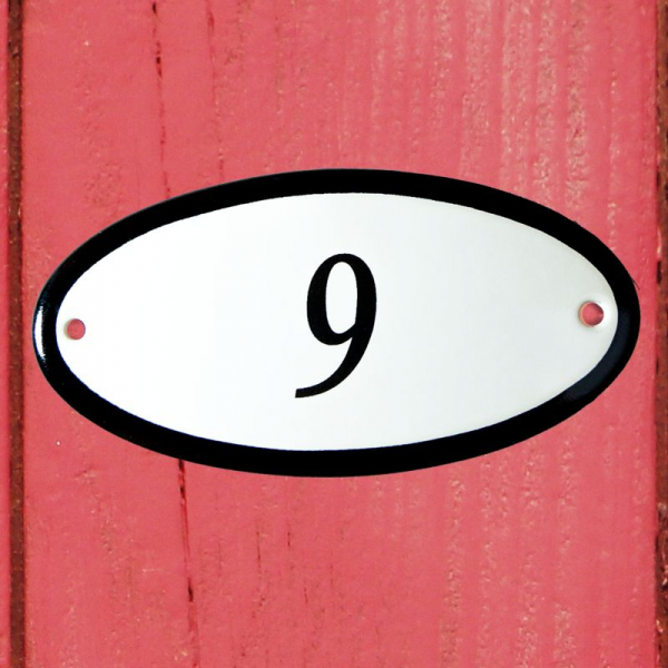 Huisnummerbordje ovaal nummer 9