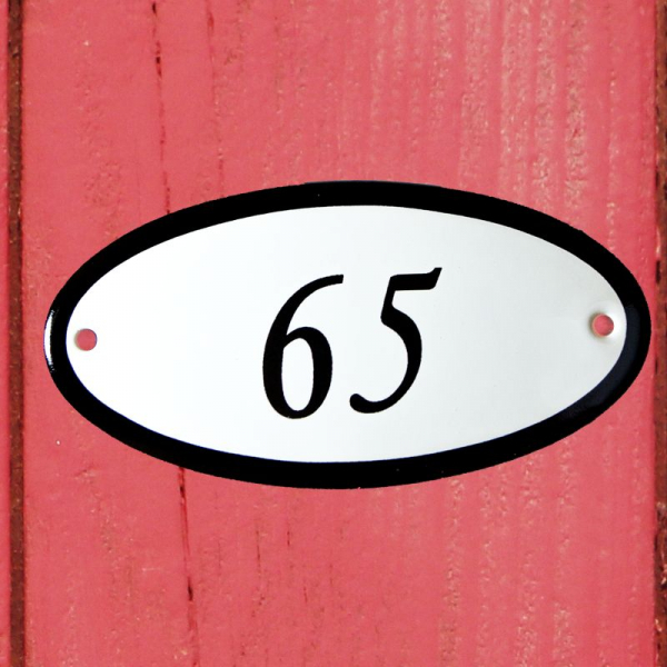Huisnummerbordje ovaal nummer 65