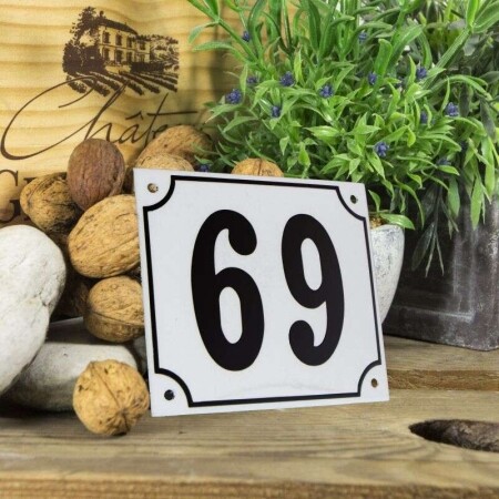 Huisnummerbord groot 'wit' 69